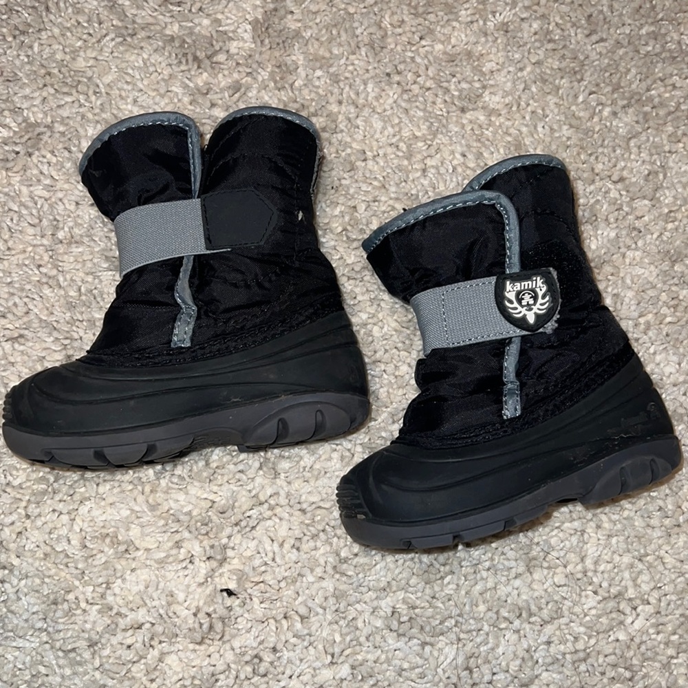 Kamik toddler snow boots size 7